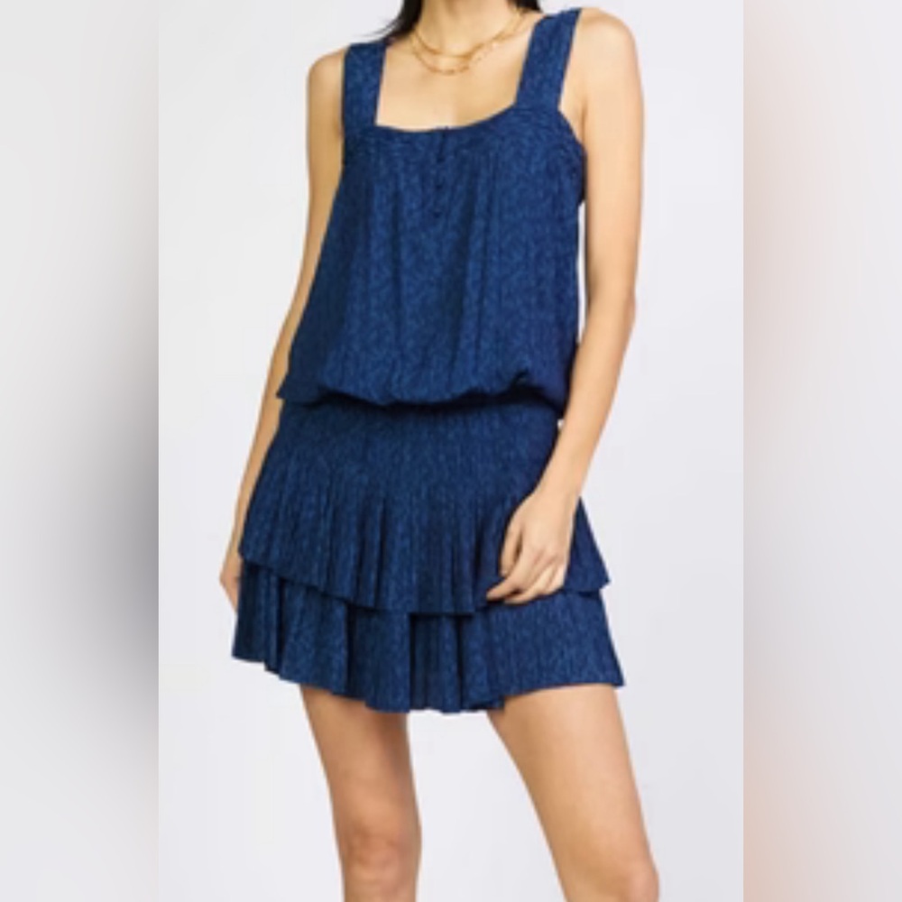 Decker dress in a size large. Dark blue and navy print. Worn once.